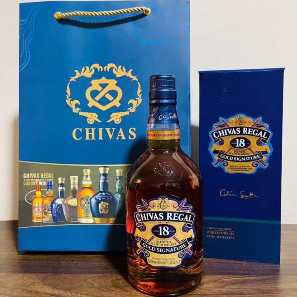 Rượu Chivas Royal Salute 21 Limited Edition